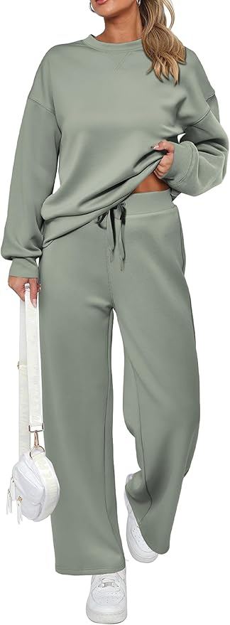 Autumn womens suit: warmth, style, comfort in blue!